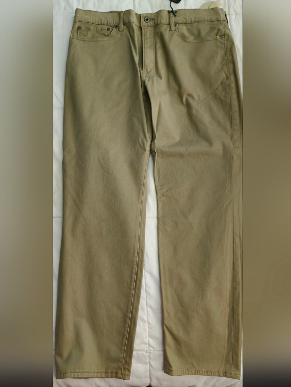 Lucky Brand Men's Chinos in Light Olive Size 38/30